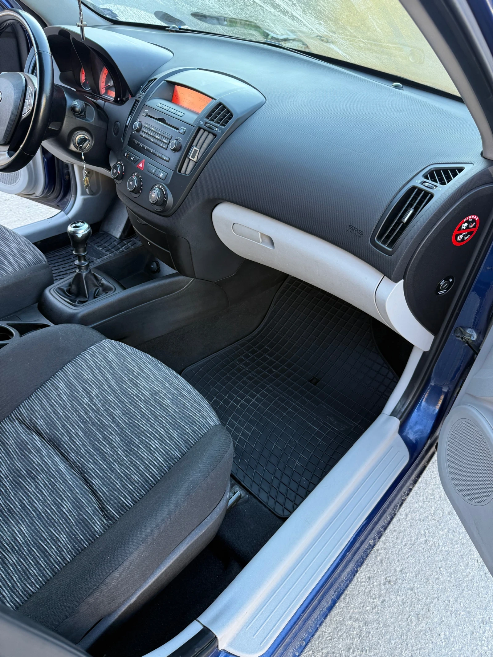 Kia Ceed | Mobile.bg � ����������� 11