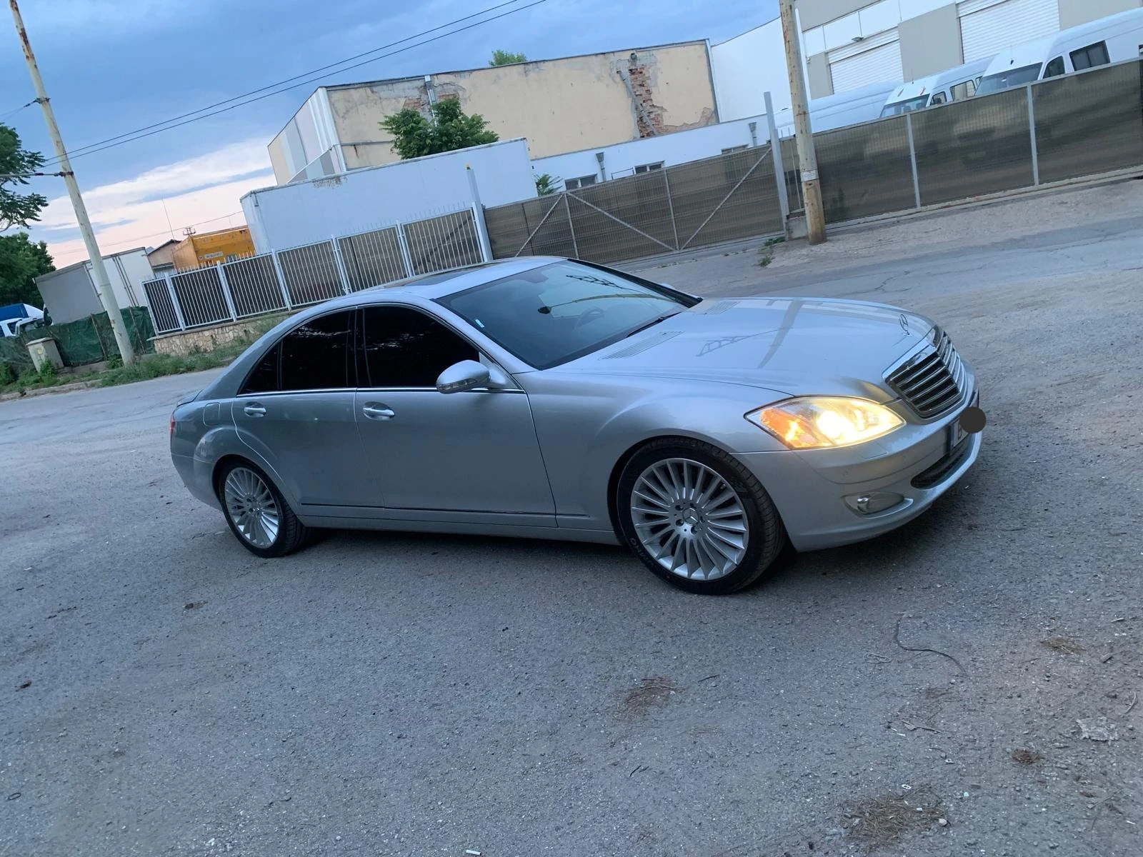 Mercedes-Benz S 320  - изображение 3