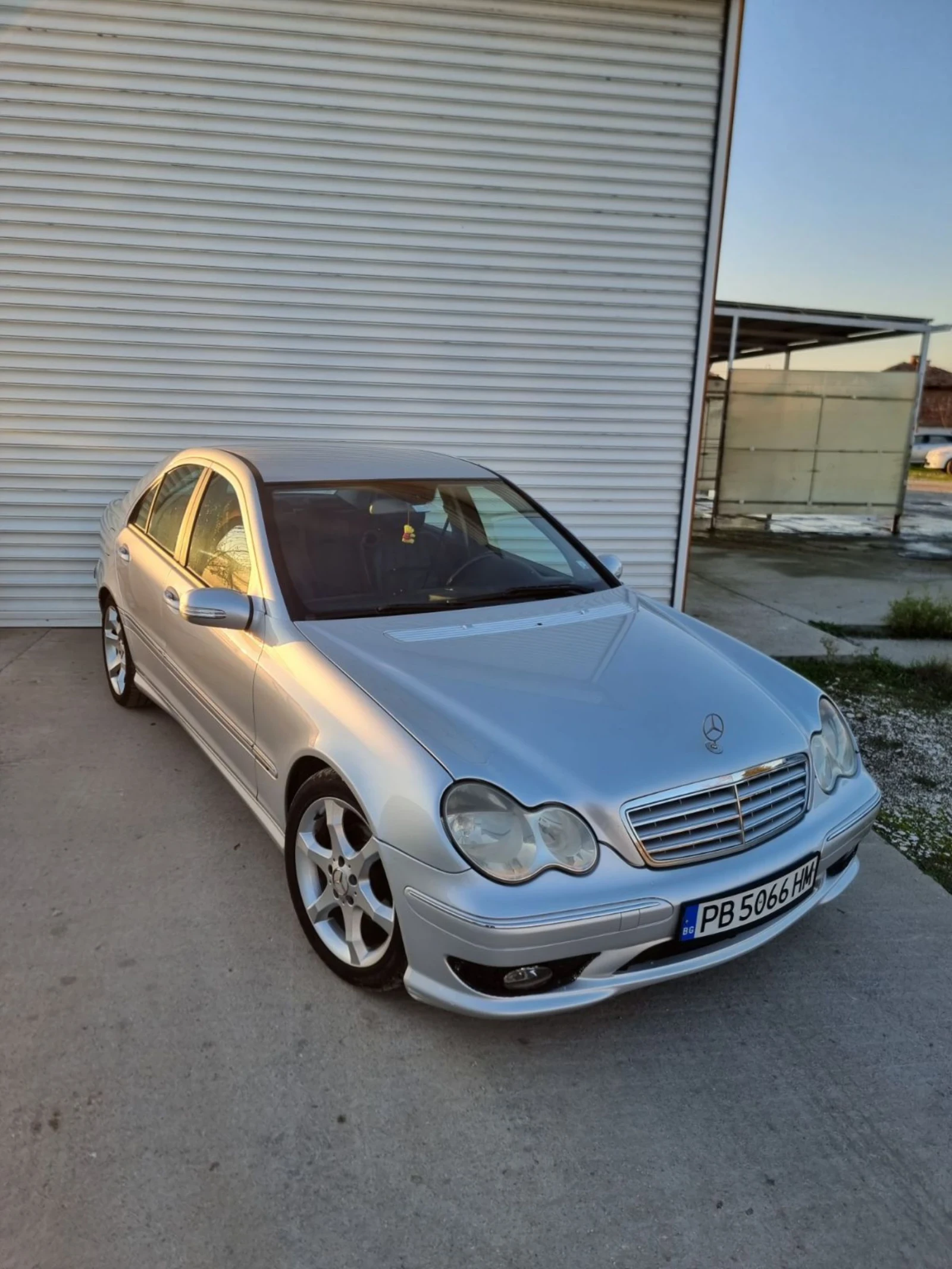 Mercedes-Benz C 200 200CDI - изображение 4