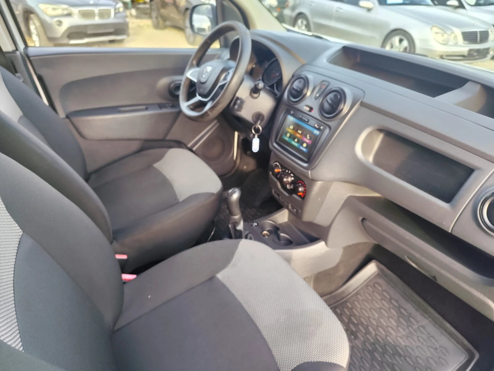 Dacia Dokker 1.6 ������ ��� ������ | Mobile.bg � ����������� 13