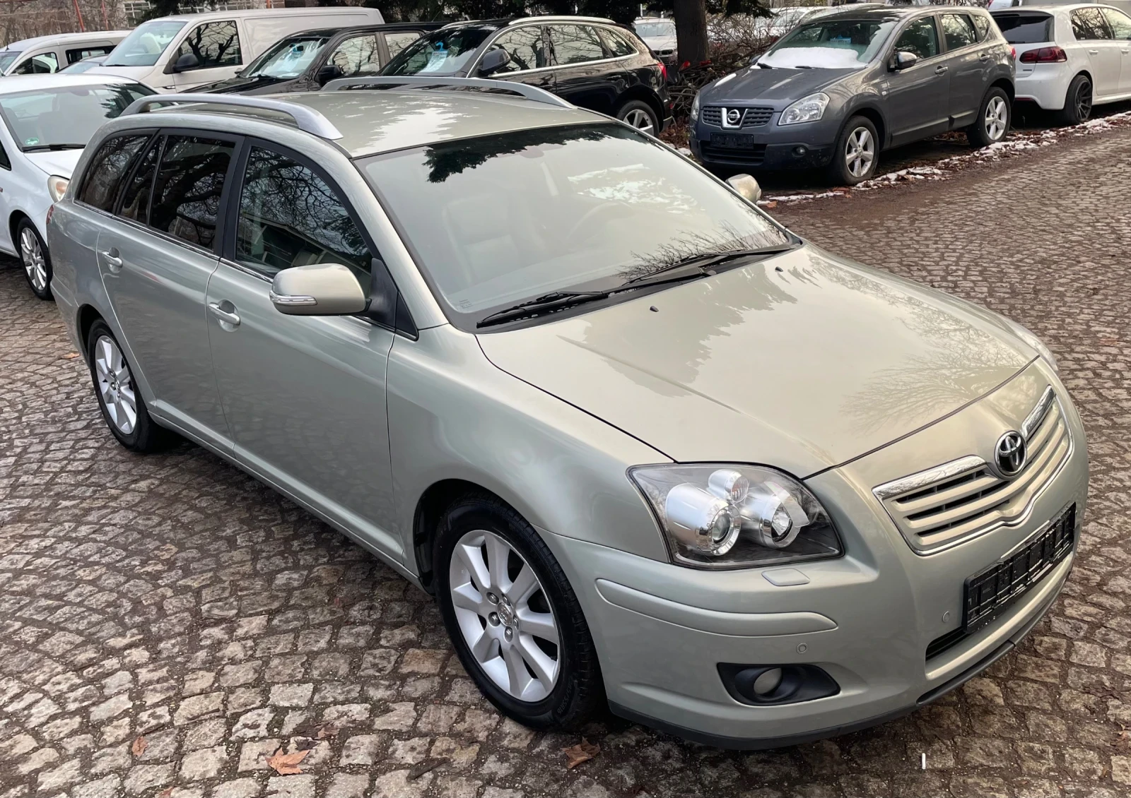 Toyota Avensis 2.0-D4D FACELIFT-НАВИ-КОЖА-КСЕНОН-ТОП - изображение 3