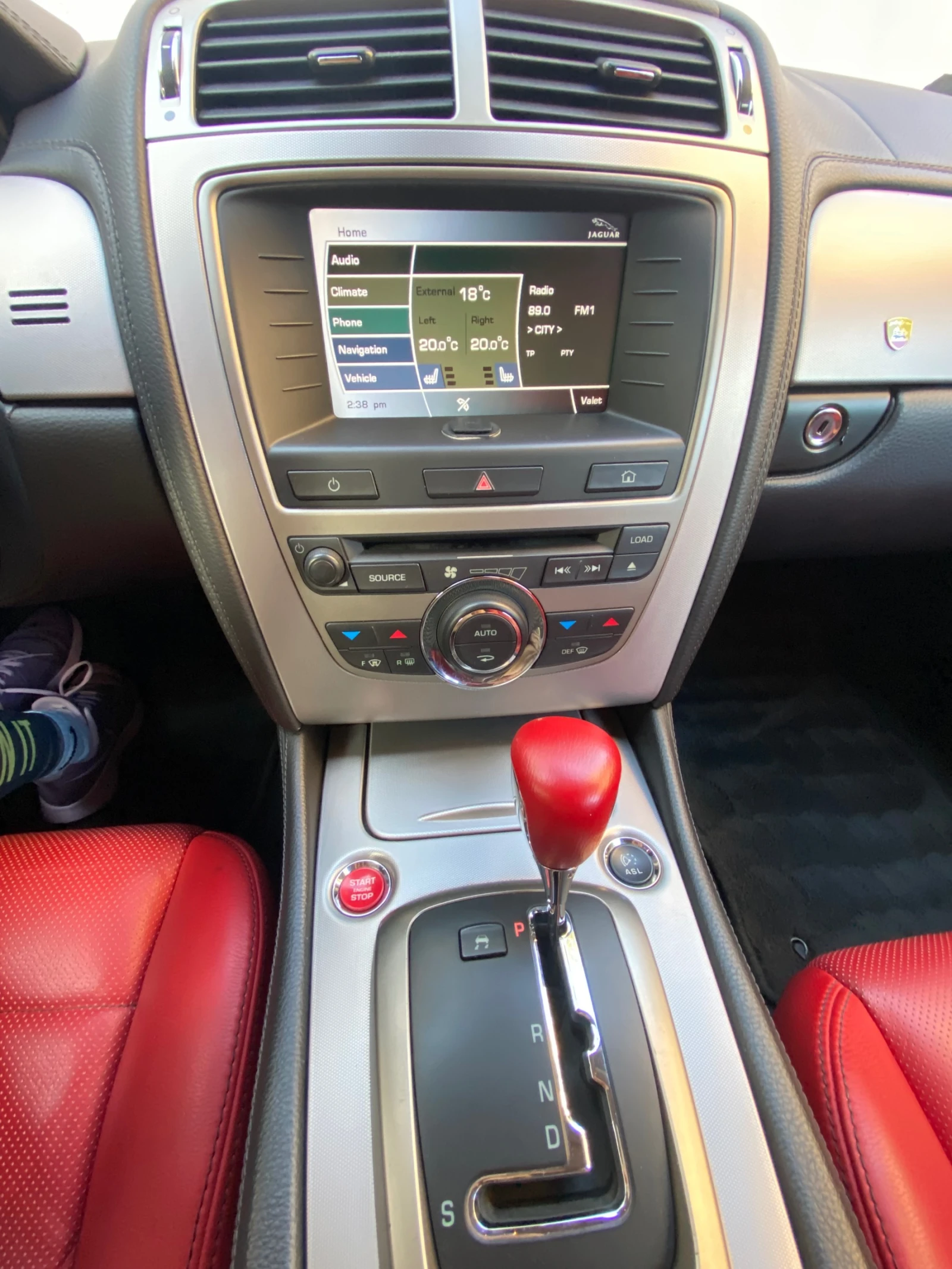 Jaguar X-type 4.2 - изображение 9