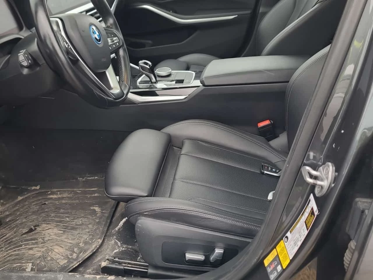 BMW 330 * 330E XDRIVE * CARFAX * ЦЕНА ДО БГ, снимка 7 - Автомобили и джипове - 54043167