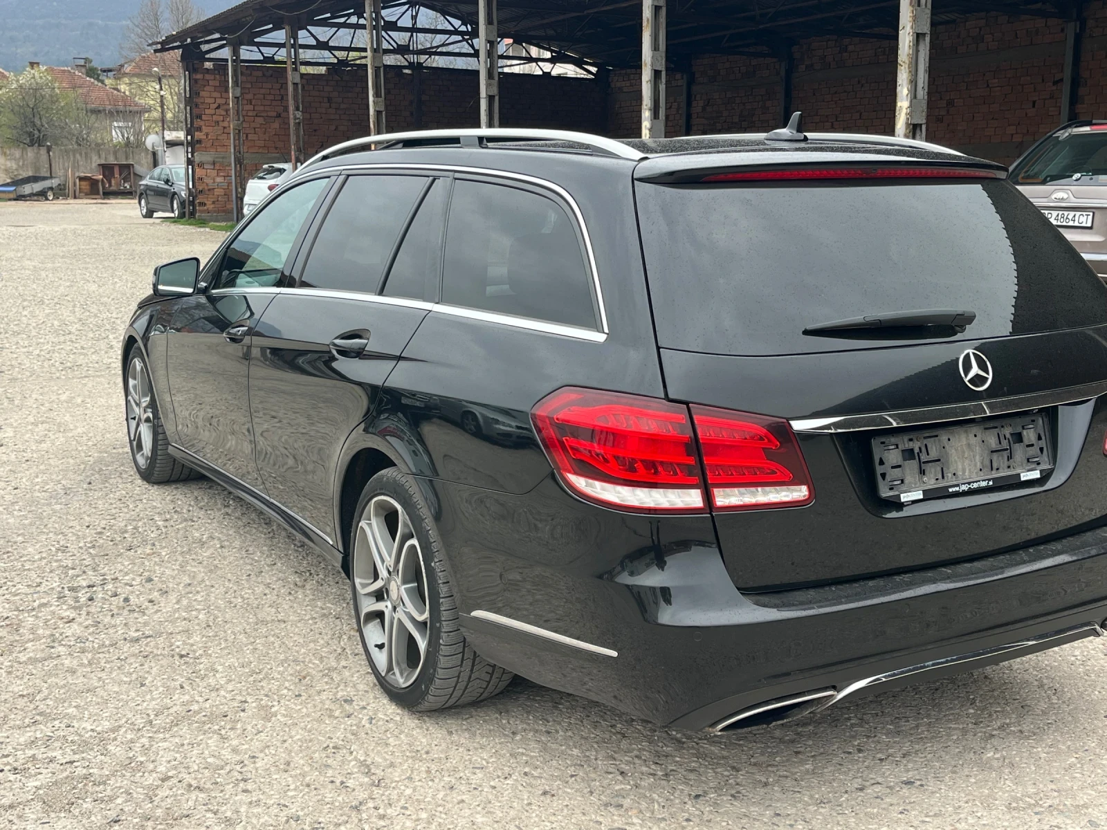 Mercedes-Benz E 220 220CDI АМG.. FULL LED..FACELIFT FULL EKSTRI, снимка 8 - Автомобили и джипове - 54164538