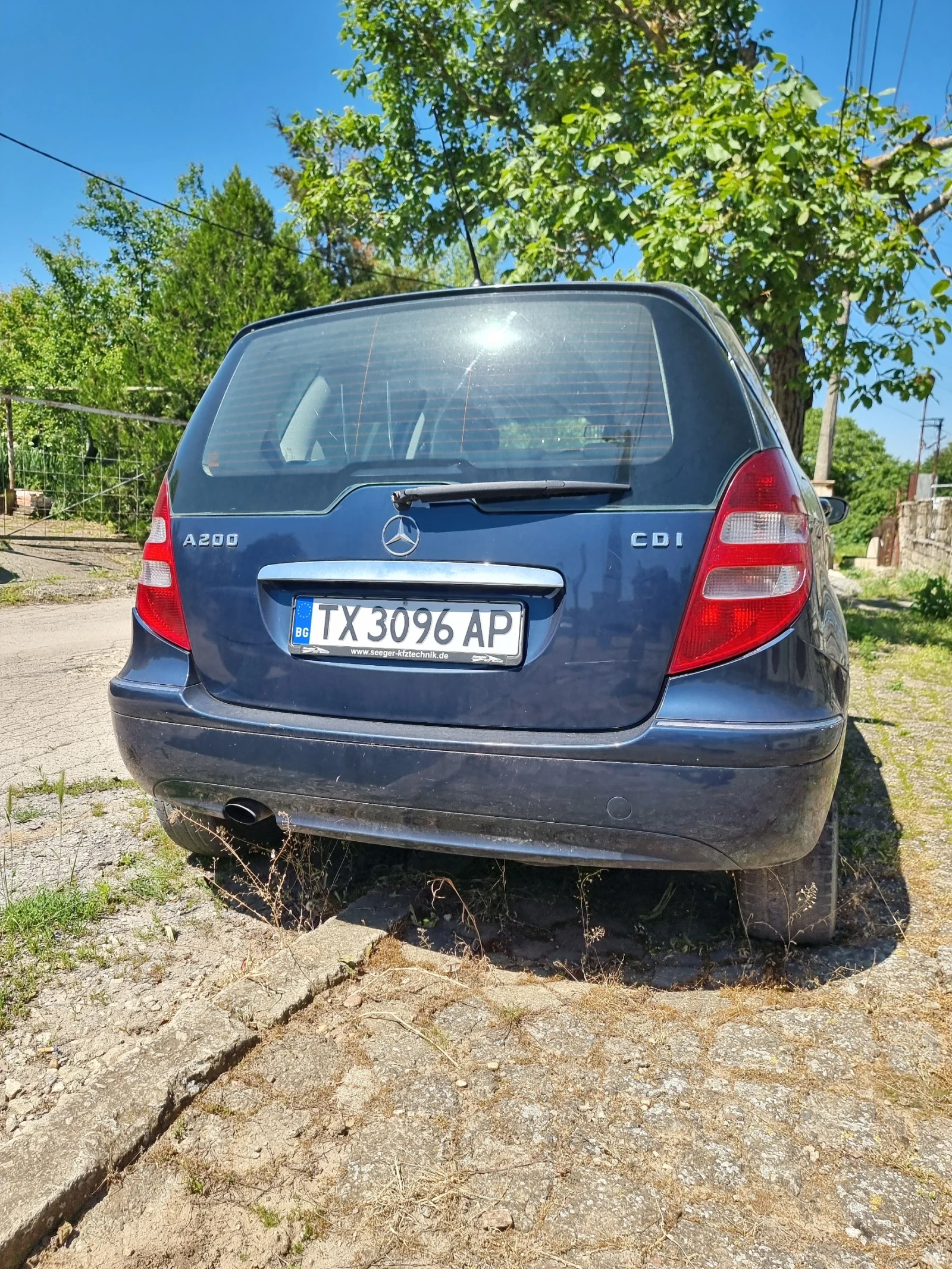 Mercedes-Benz A 200 2.0 CDI, снимка 13 - Автомобили и джипове - 54691576