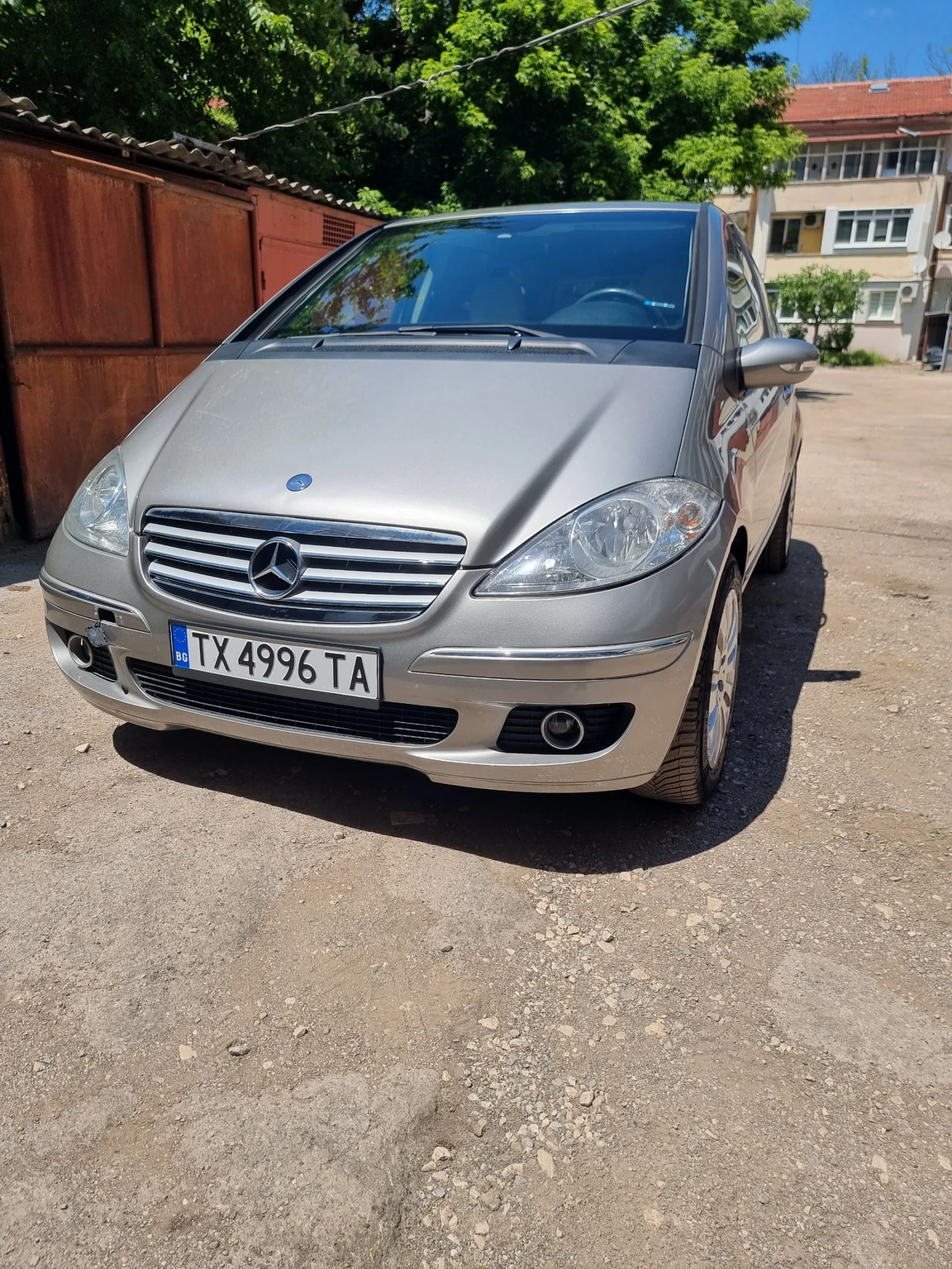 Mercedes-Benz A 200 2.0 CDI, снимка 4 - Автомобили и джипове - 54691576
