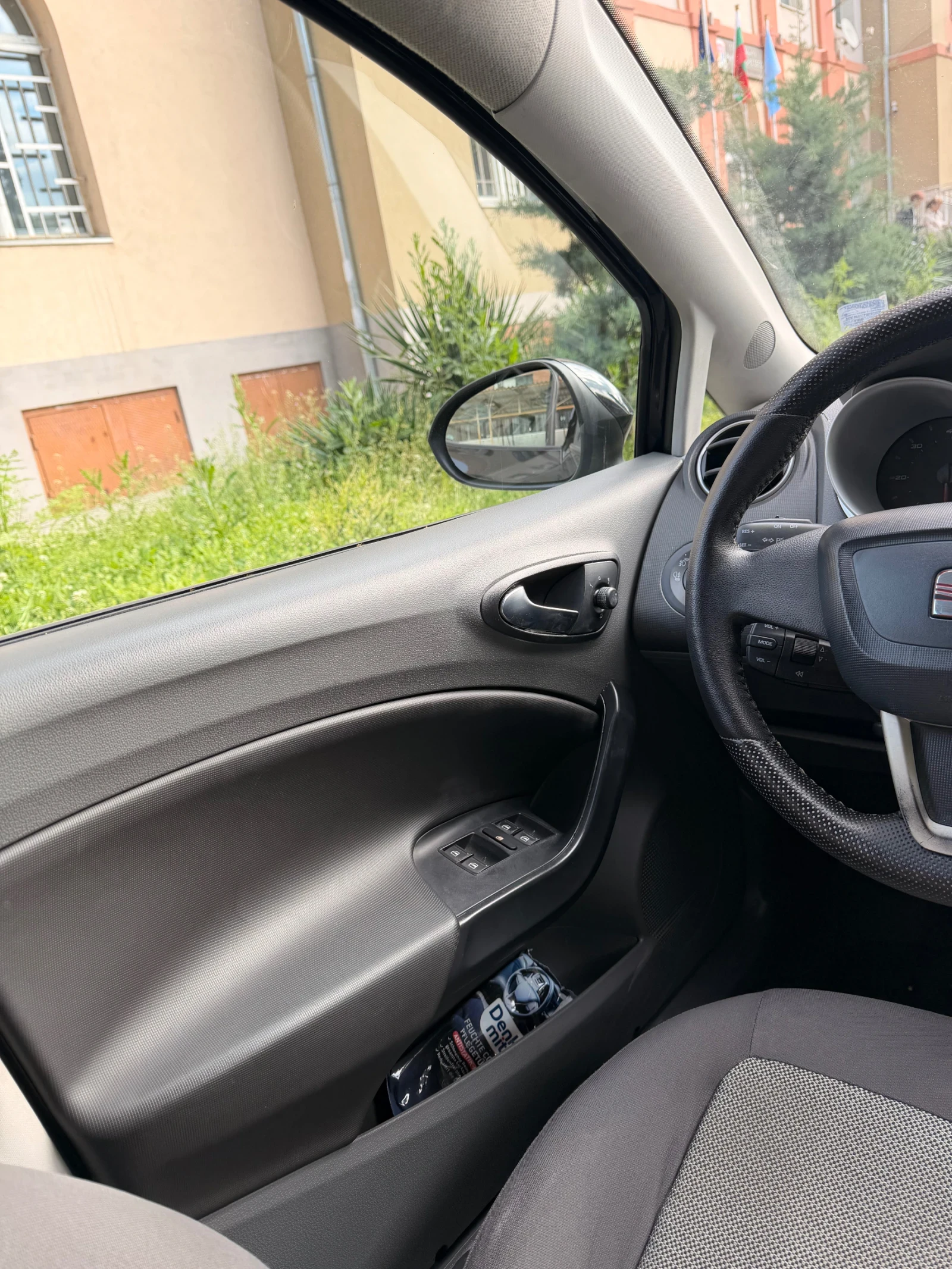 Seat Ibiza, снимка 9 - Автомобили и джипове - 54724490