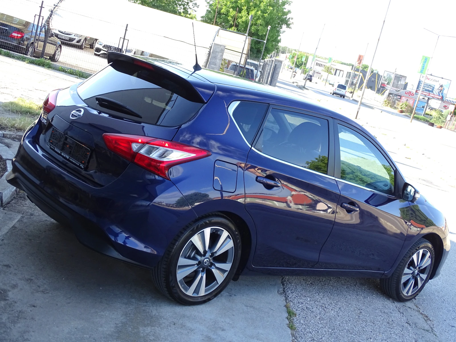 Nissan Pulsar KEYLESS GO* NAVI* 360 CAMERA* LANE ASSIST_* , снимка 8 - Автомобили и джипове - 54977807