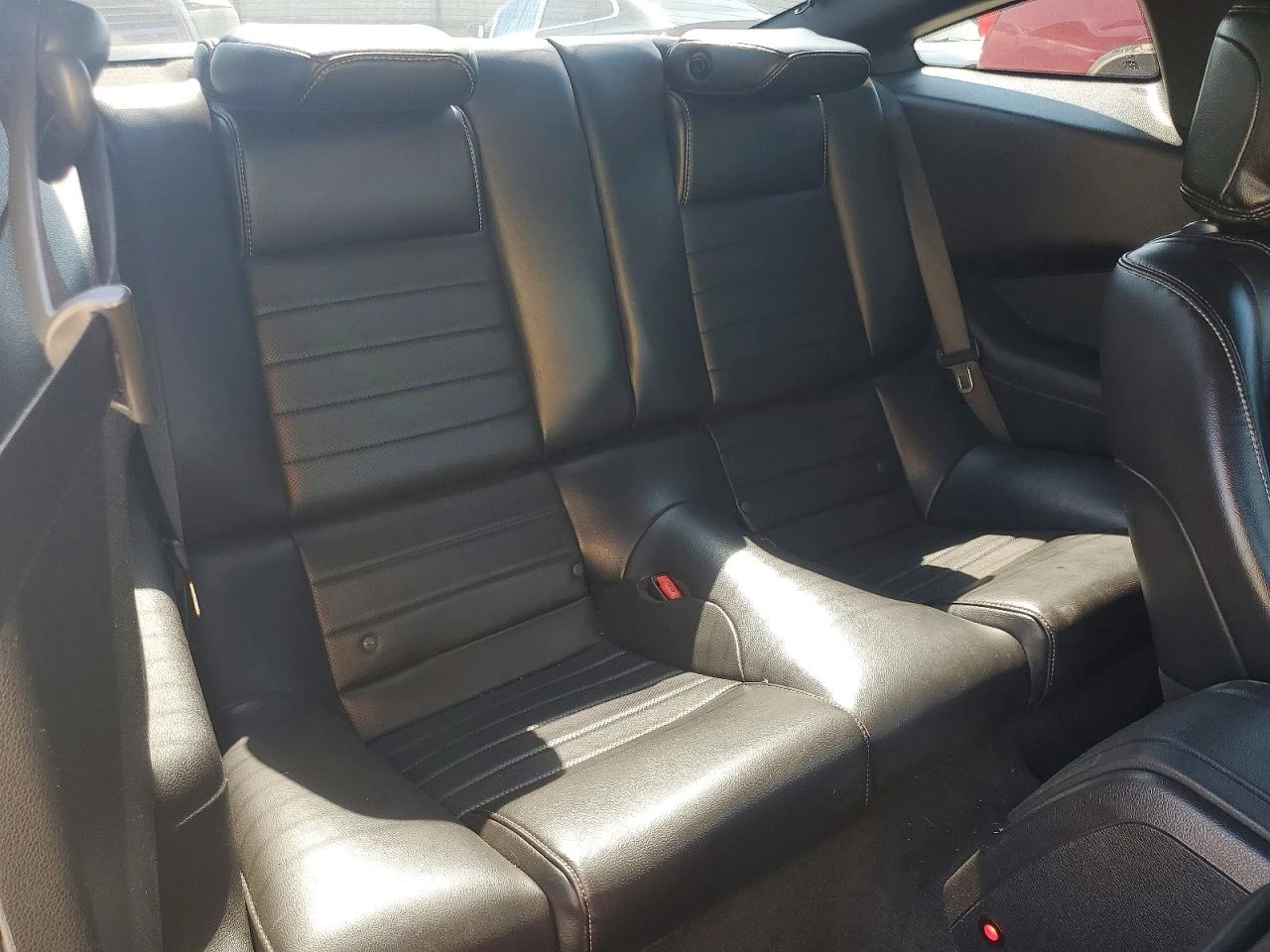 Ford Mustang * GT* 5.0* КОЖА* NAVI* , снимка 10 - Автомобили и джипове - 55010692