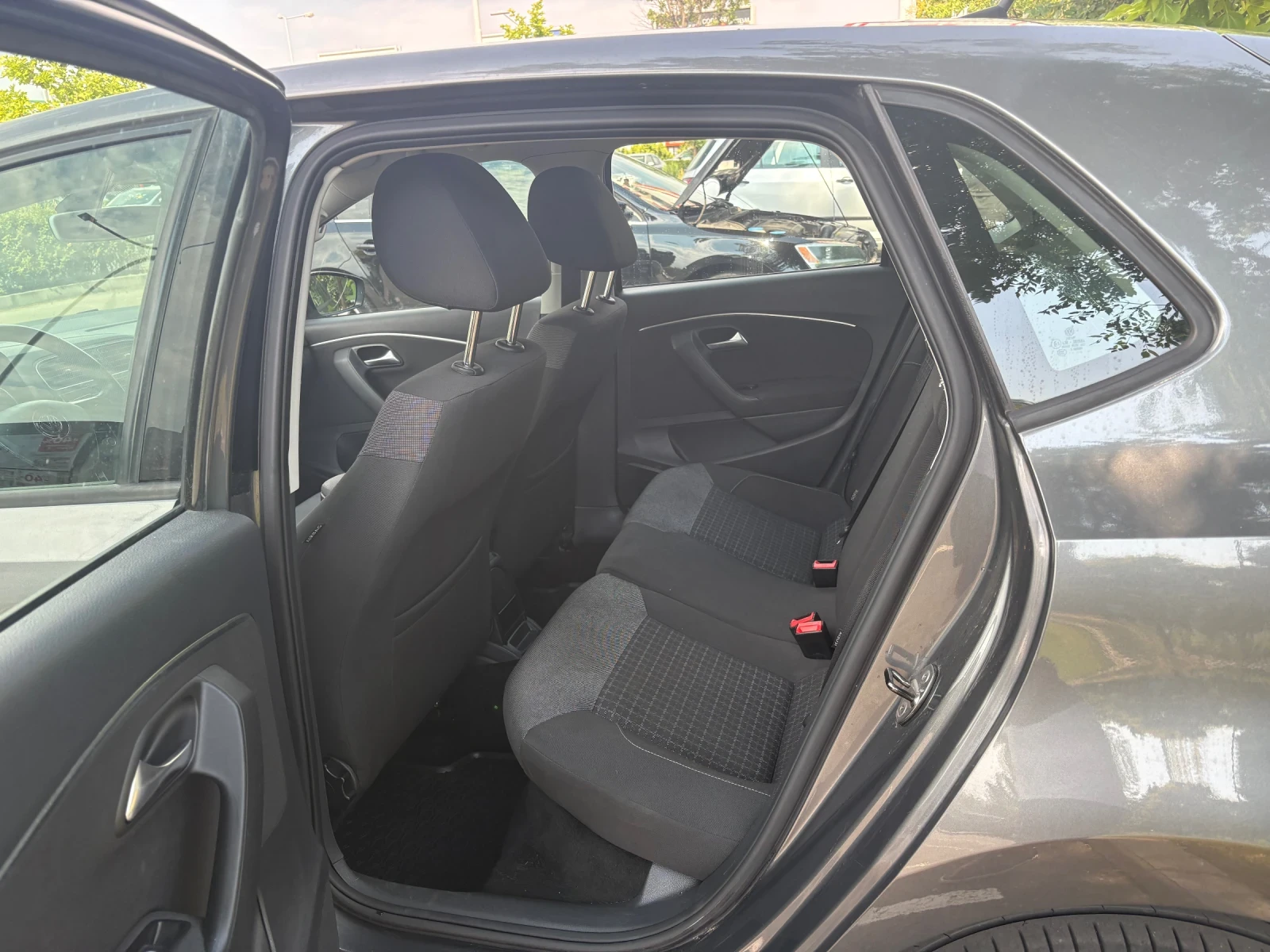 VW Polo 1.9 TDI 90 hp facelift , снимка 2 - Автомобили и джипове - 55133145