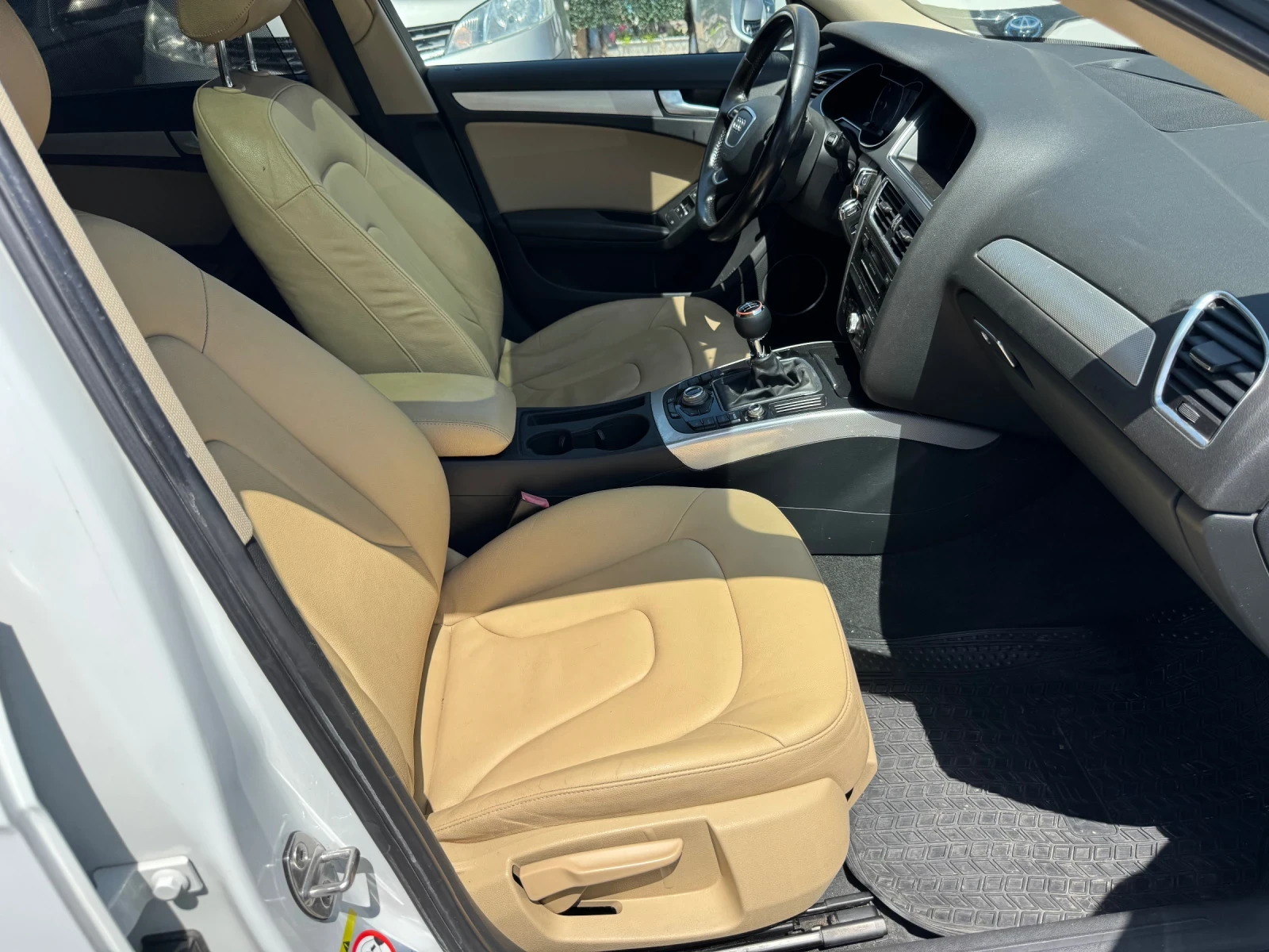 Audi A4 2.0TDI 143hp* ПАНОРАМА* КОЖА* FACE* LED* , снимка 13 - Автомобили и джипове - 55298946