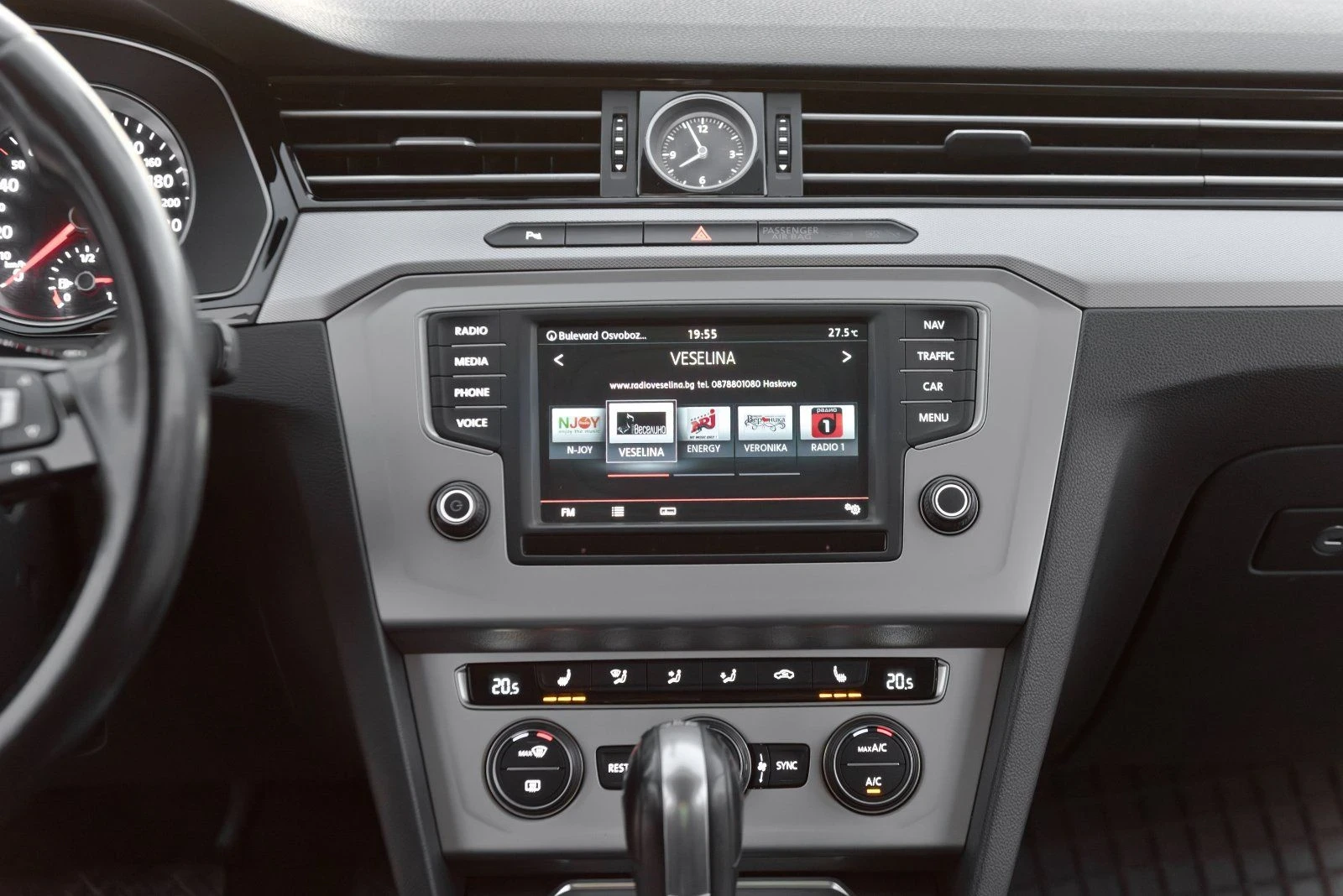 VW Passat 2.0 tdi 150 кс DSG 6 степенен напълно обслужен, снимка 15 - Автомобили и джипове - 56333675