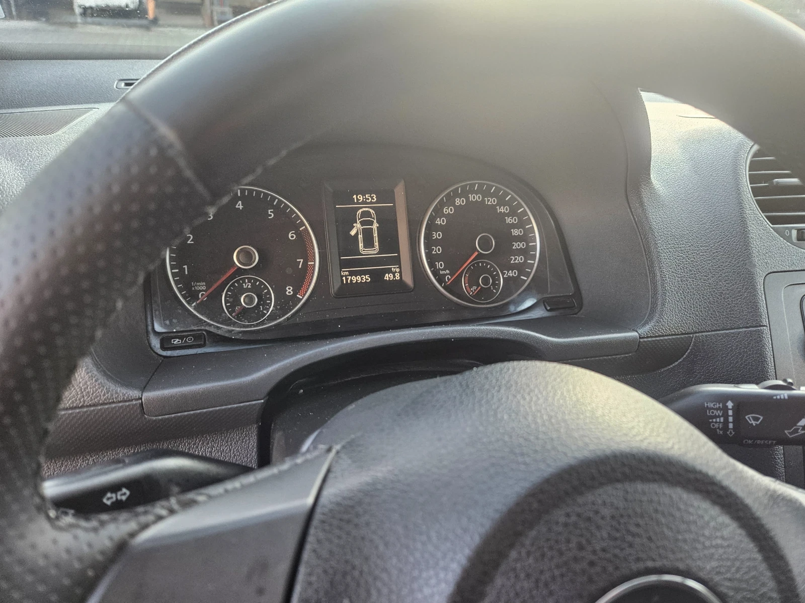 VW Caddy, снимка 6 - Автомобили и джипове - 56478940