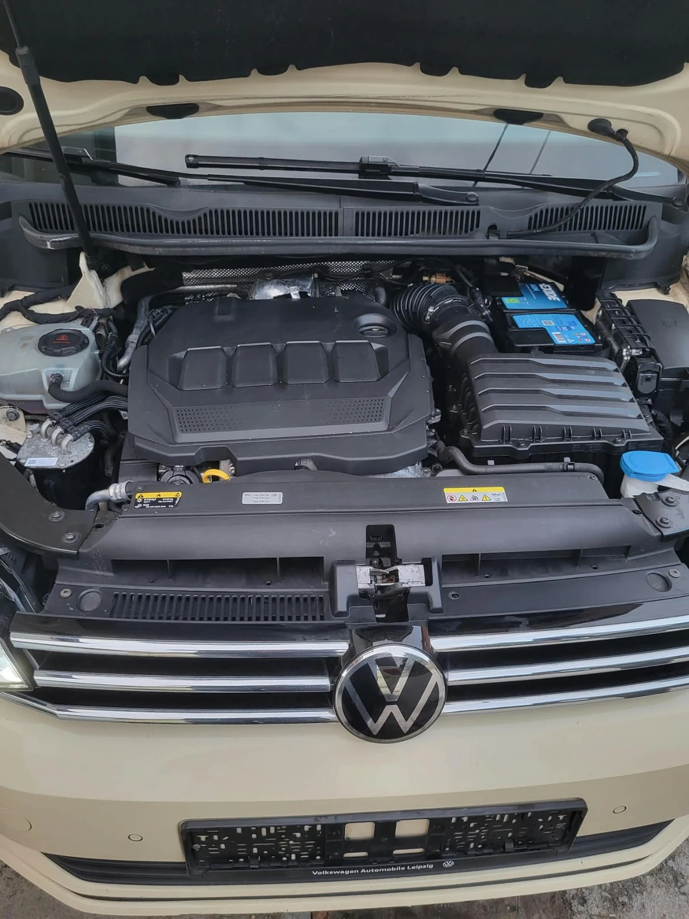 VW Touran 200 tdi, снимка 12 - Автомобили и джипове - 56546980
