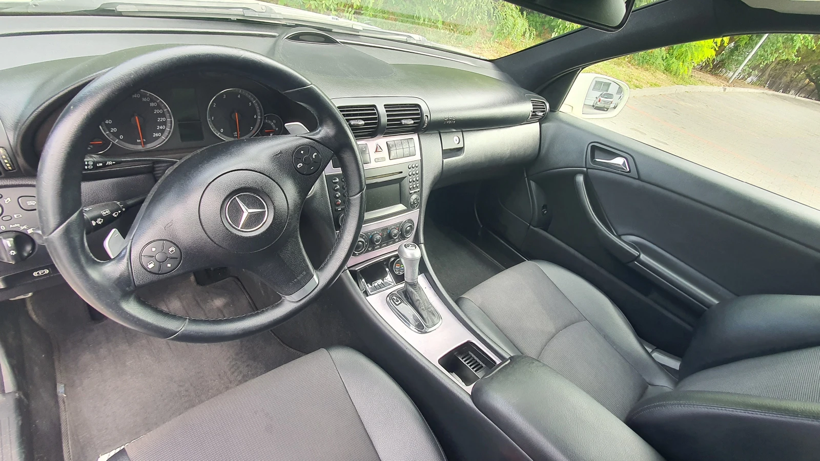 Mercedes-Benz CLC 180 1.8, снимка 11 - Автомобили и джипове - 56713384