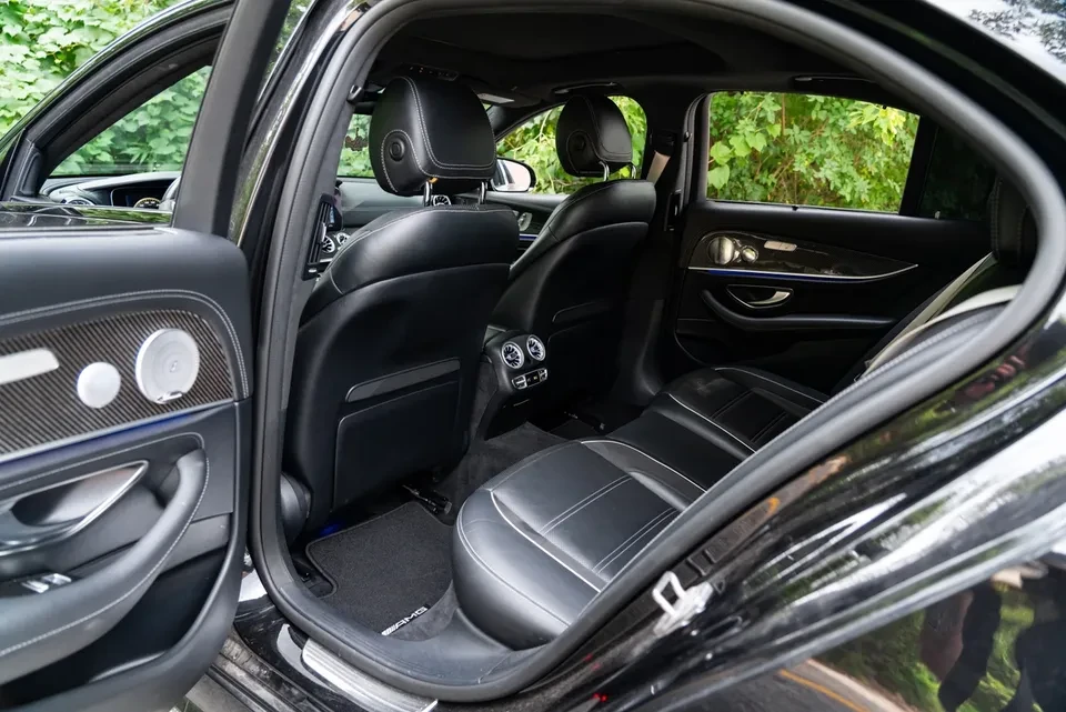 Mercedes-Benz E 63 AMG ���������� | Mobile.bg � ����������� 8