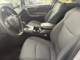 Toyota Rav4 Hybrid LE AWD, снимка 13