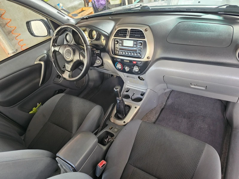 Toyota Rav4 2000, снимка 8 - Автомобили и джипове - 48682415