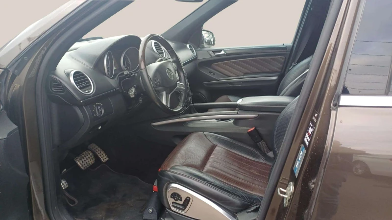 Mercedes-Benz GL 500 5.0i, снимка 9 - Автомобили и джипове - 48885916