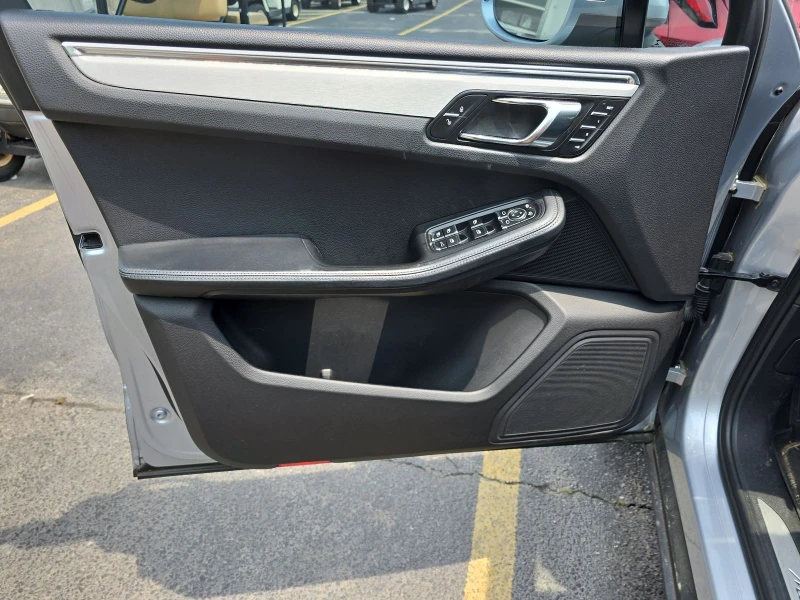 Porsche Macan * PDK* Launch Control* , снимка 14 - Автомобили и джипове - 51868651