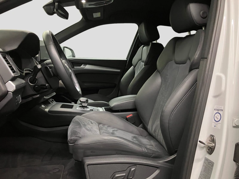 Audi Q5 40TDI* QUATTRO* S-LINE* DISTR* KEYLESS* , снимка 4 - Автомобили и джипове - 52731031