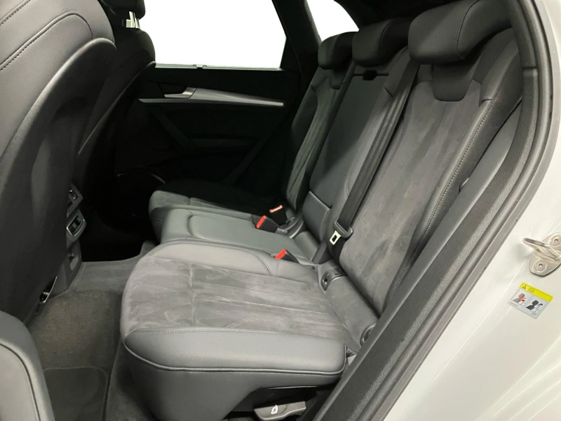 Audi Q5 40TDI* QUATTRO* S-LINE* DISTR* KEYLESS* , снимка 9 - Автомобили и джипове - 52731031