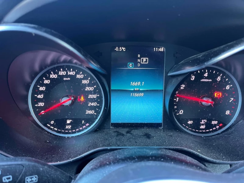 Mercedes-Benz GLC 300 2020 4MATIC * CARFAX * БЕЗ ПЪРВОНАЧАЛНА ВНОСКА, снимка 8 - Автомобили и джипове - 53038535