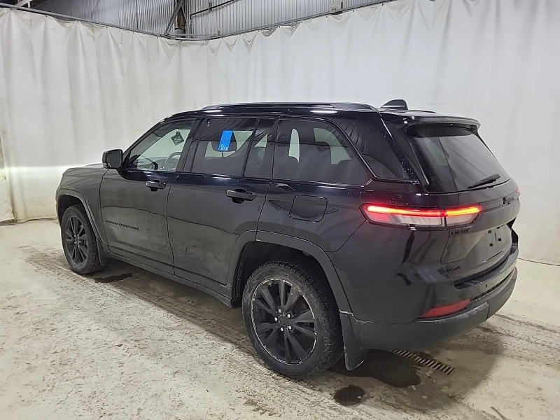 Jeep Grand cherokee * ALTITUDE* Aвтокредит* Пълна сервизна история, снимка 4 - Автомобили и джипове - 53525395