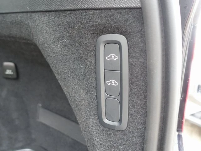 Volvo Xc90 NEW T8 AWD Plus FourC, снимка 17 - Автомобили и джипове - 53101749