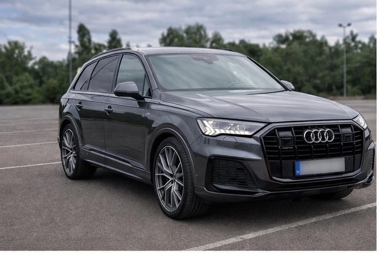 Audi Q7 50 TDI S line Quattro / Virtual Cockpit
