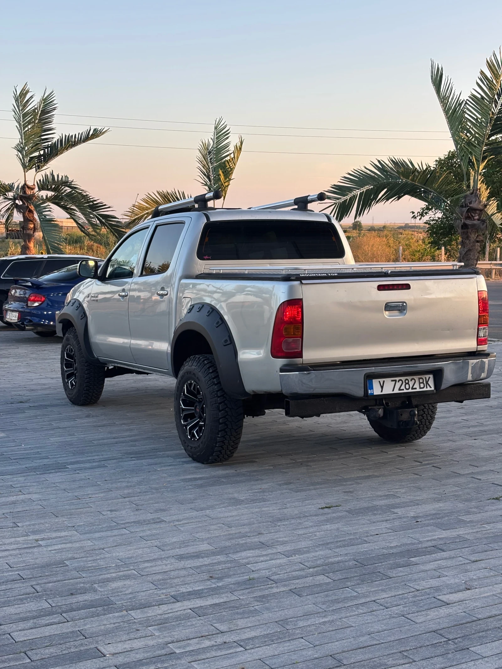 Toyota Hilux 3000 - изображение 7