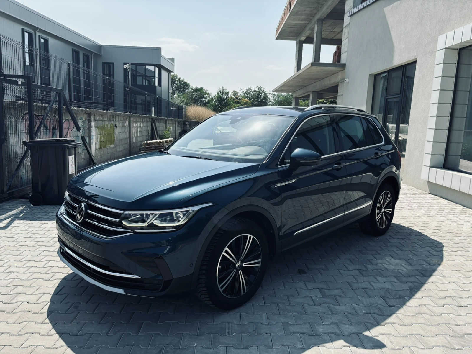 VW Tiguan ELEGANCE 4MOTION - изображение 3