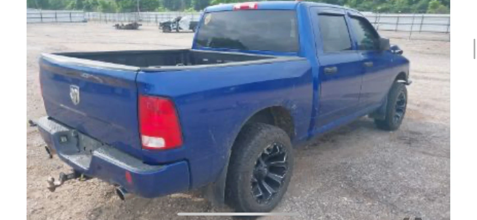 Dodge RAM 1500 5.7 - изображение 2