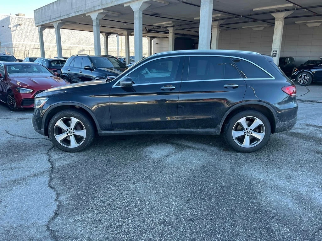 Mercedes-Benz GLC 300 2020 4MATIC * CARFAX * БЕЗ ПЪРВОНАЧАЛНА ВНОСКА - изображение 3