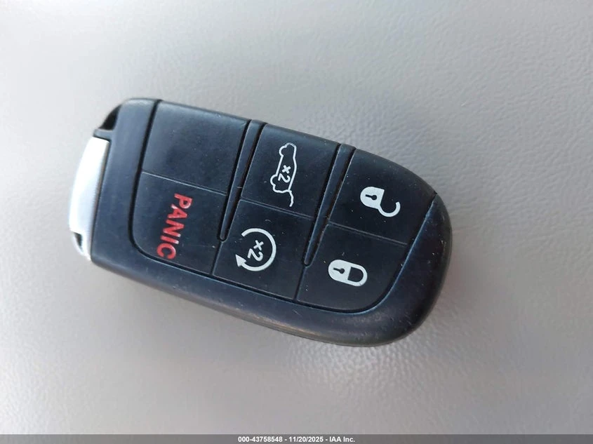 Jeep Grand cherokee 3.6l Limited 4X4, снимка 11 - Автомобили и джипове - 54306710