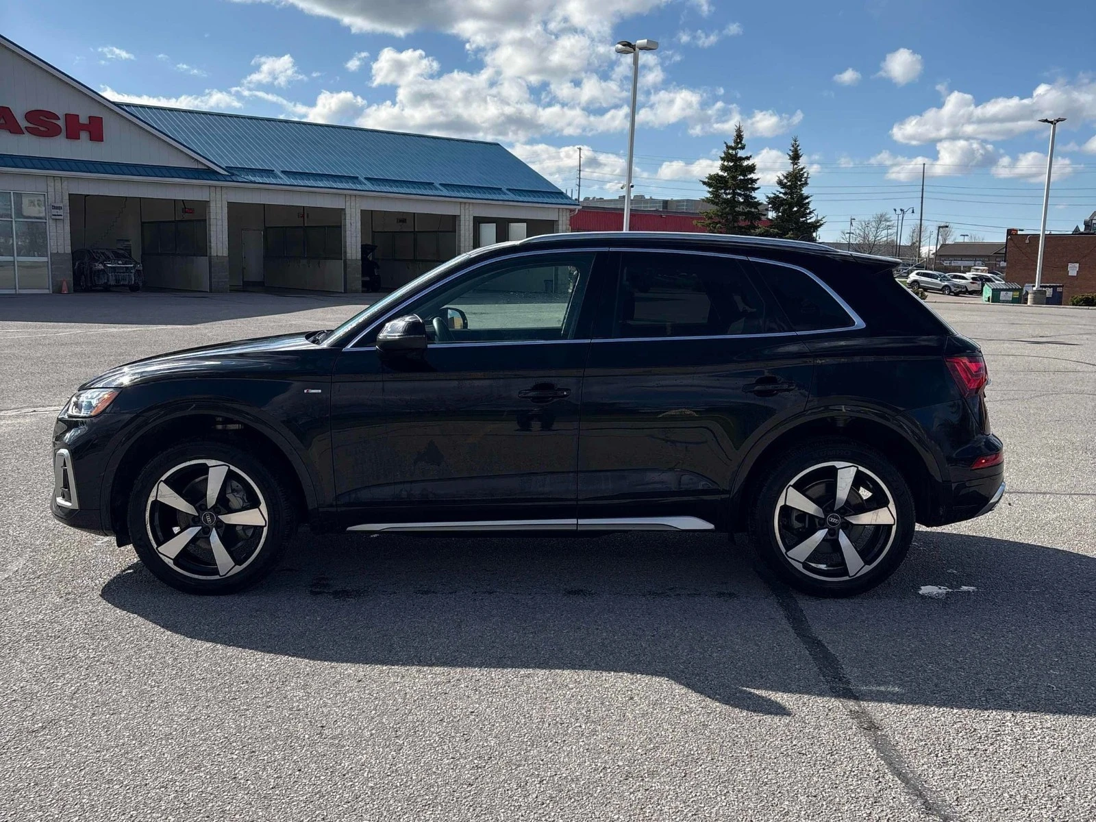 Audi Q5 LANE ASSIST/DIGITAL/PANO/KEYLESS, снимка 2 - Автомобили и джипове - 54372601