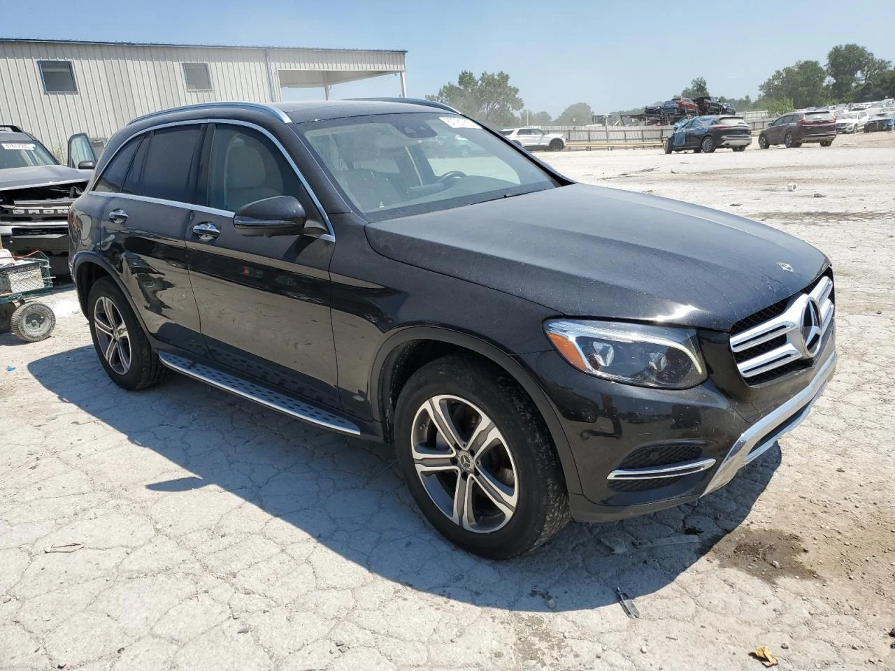 Mercedes-Benz GLC 300 2l 4Matic, снимка 4 - Автомобили и джипове - 54417283