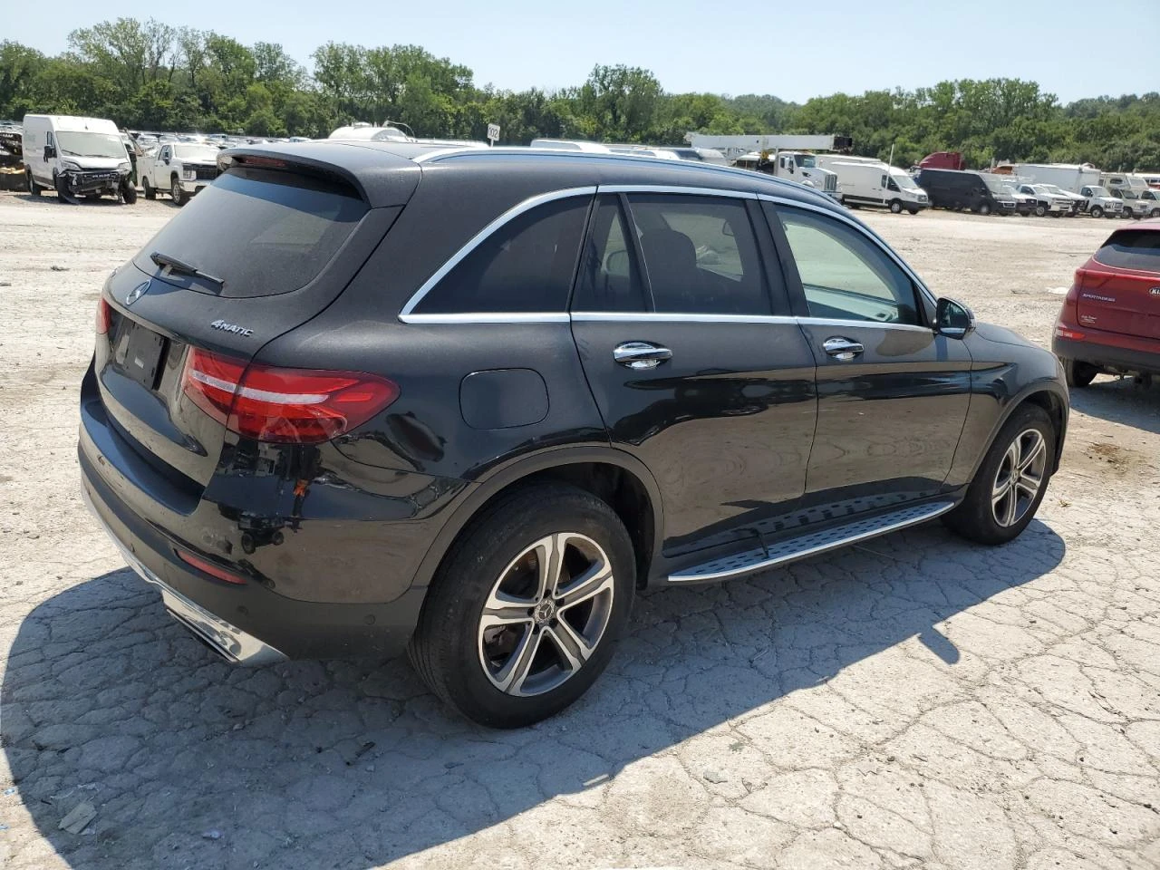 Mercedes-Benz GLC 300 2l 4Matic, снимка 3 - Автомобили и джипове - 54417283