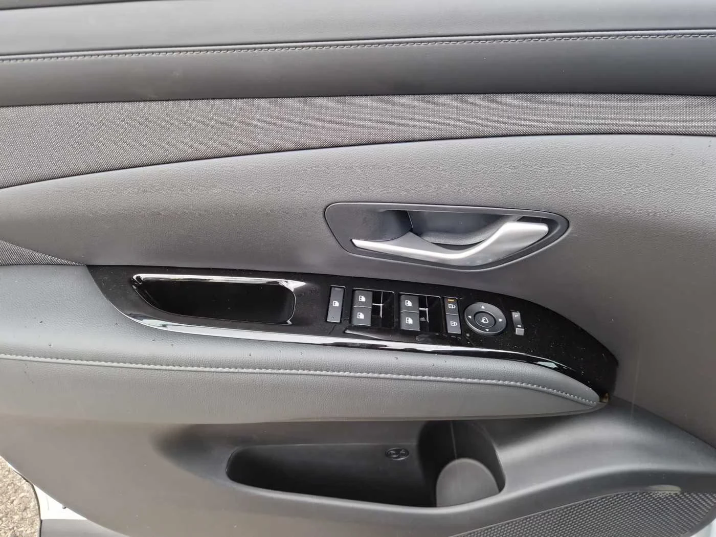 Hyundai Tucson НОВ!/1.6MHEV/160HP/LED/NAVI/CAM/212h, снимка 11 - Автомобили и джипове - 54428609