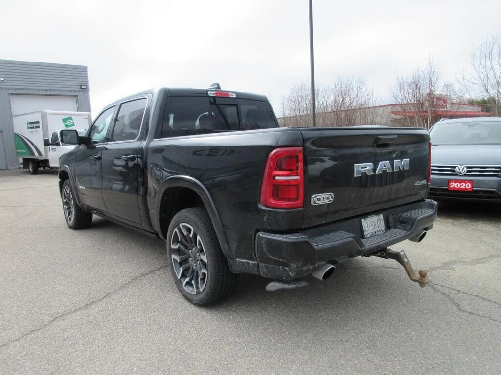 Dodge RAM 1500 Limited Crew Cab 4WD, снимка 4 - Автомобили и джипове - 54611967