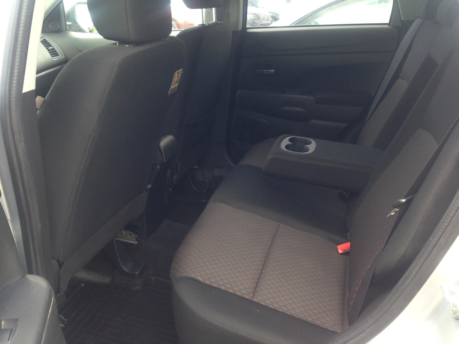 Mitsubishi ASX 2.2DID 4x4SUV FACELIFT Отлично състояние Нов Внос , снимка 10 - Автомобили и джипове - 54869037