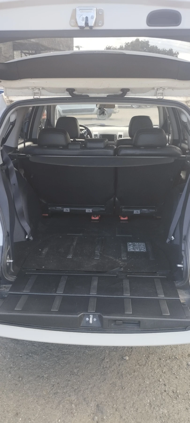 Peugeot 4007, снимка 12 - Автомобили и джипове - 54936887