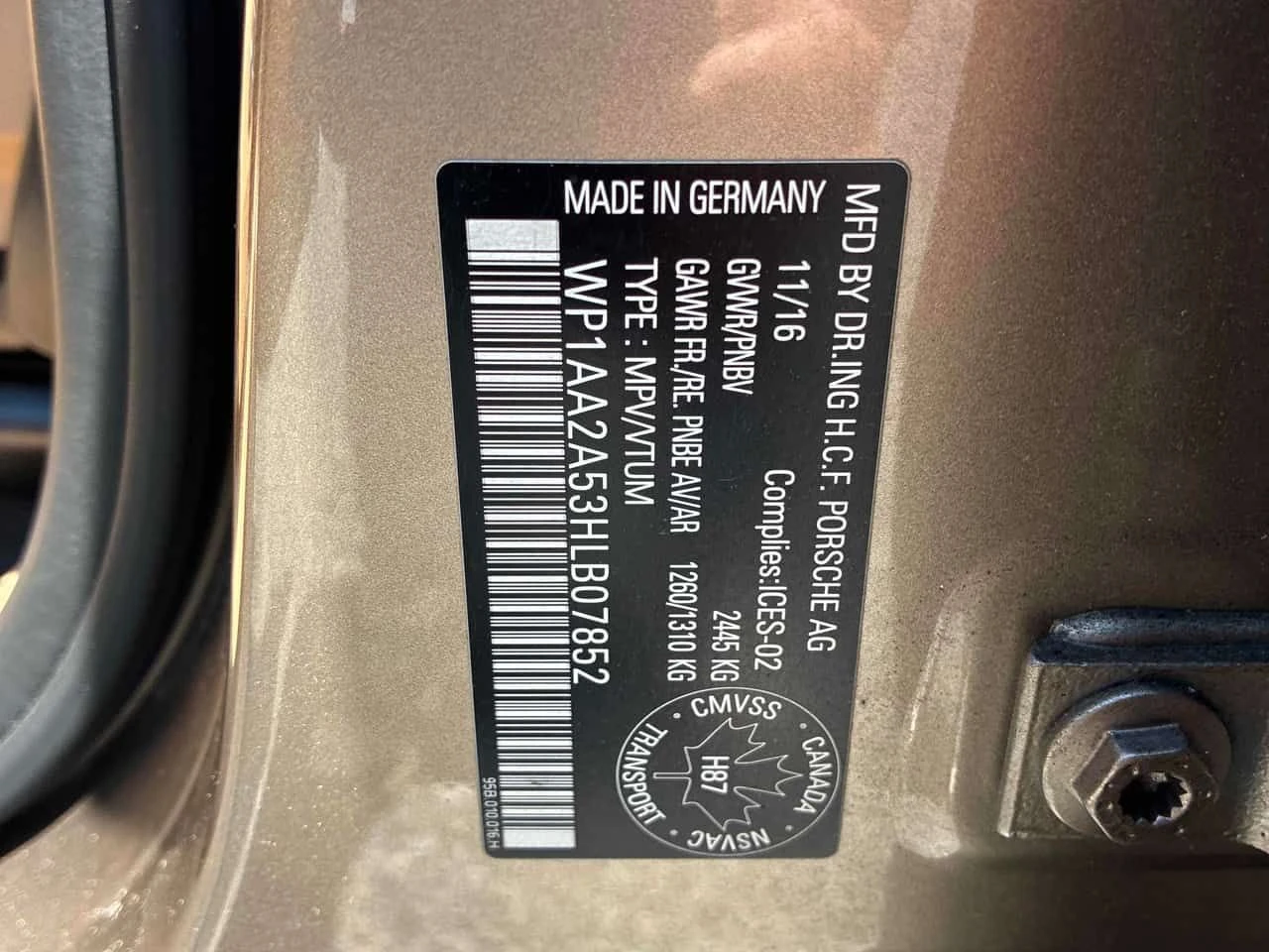 Porsche Macan * AWD 4dr * CARFAX * ЦЕНА ДО БГ, снимка 17 - Автомобили и джипове - 55353329