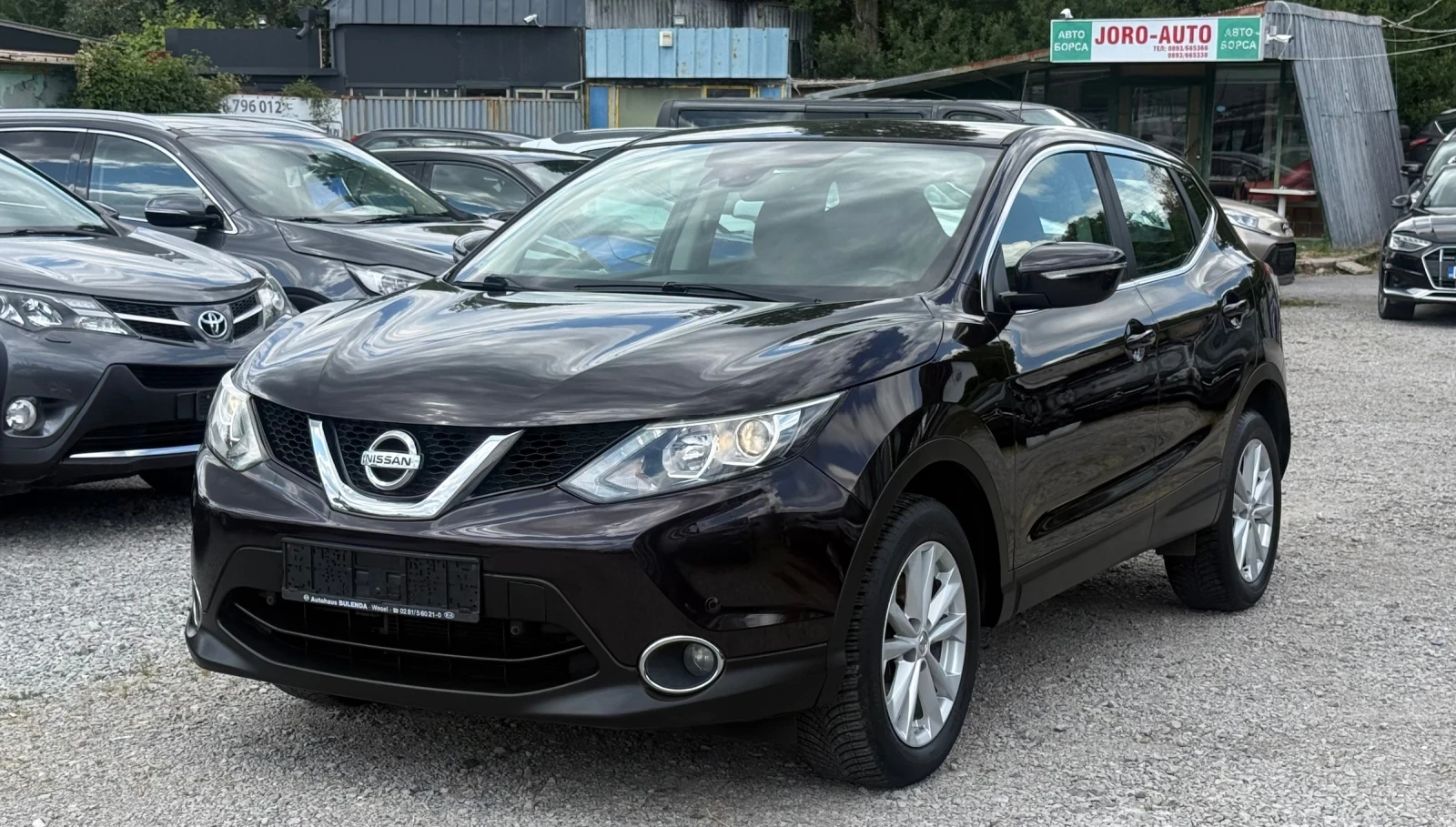 Nissan Qashqai 1.2 DIG-T* ПъленСервиз* Нави* Камера* Подгрев