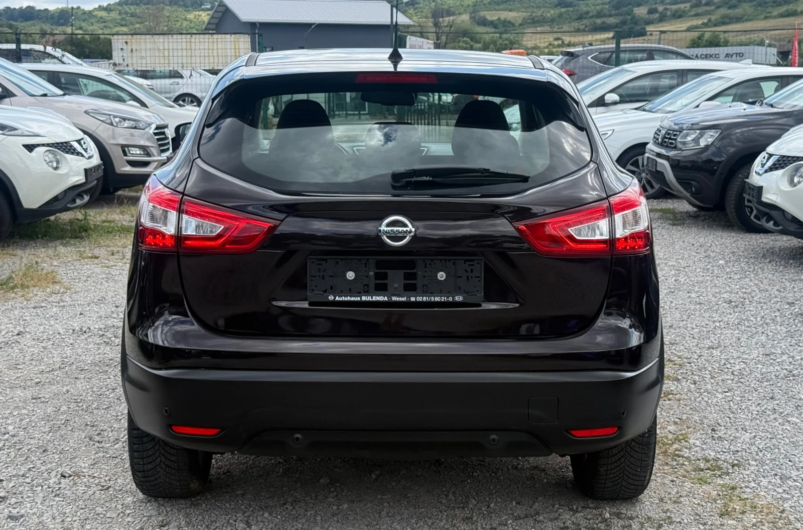 Nissan Qashqai 1.2 DIG-T* ПъленСервиз* Нави* Камера* Подгрев, снимка 6 - Автомобили и джипове - 55395381