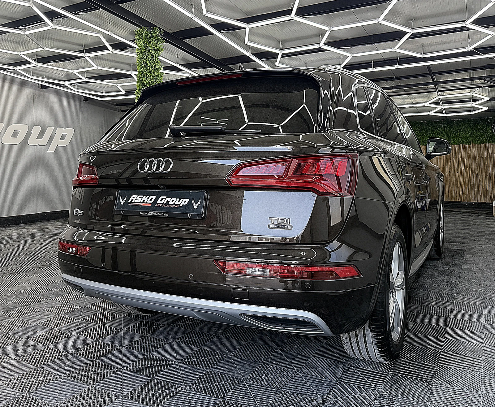Audi Q5 5.0TDI/S-line/KeylessGo/СОБСТВЕН ЛИЗИНГ, снимка 6 - Автомобили и джипове - 55538010