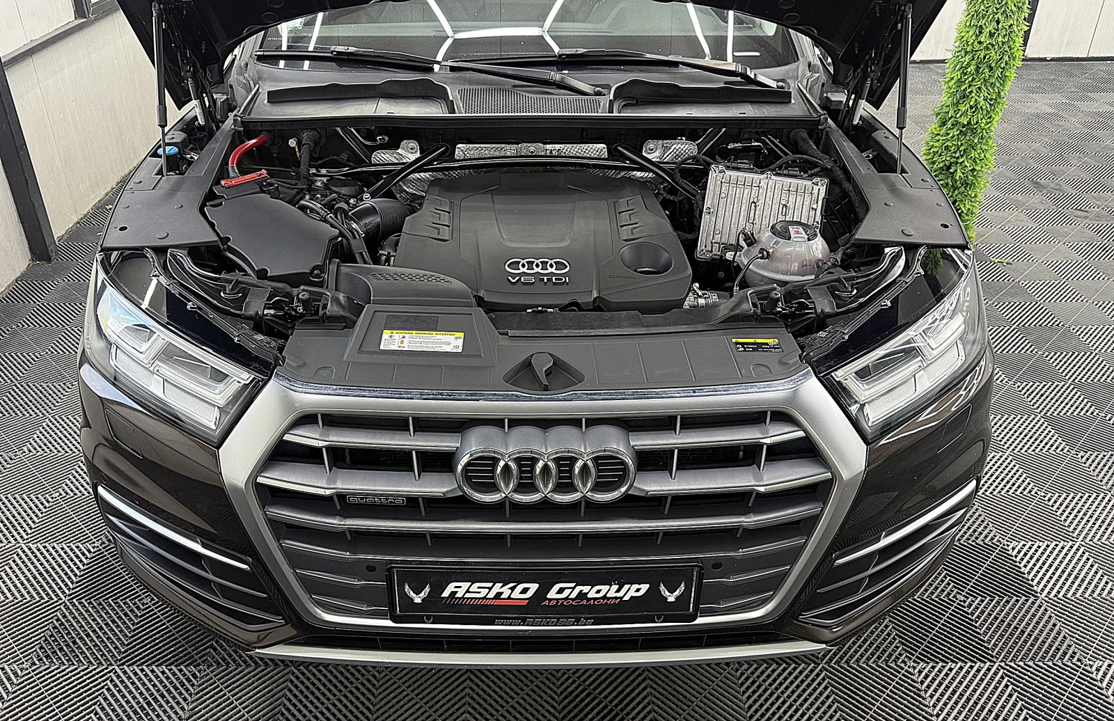 Audi Q5 5.0TDI/S-line/KeylessGo/СОБСТВЕН ЛИЗИНГ, снимка 17 - Автомобили и джипове - 55538010