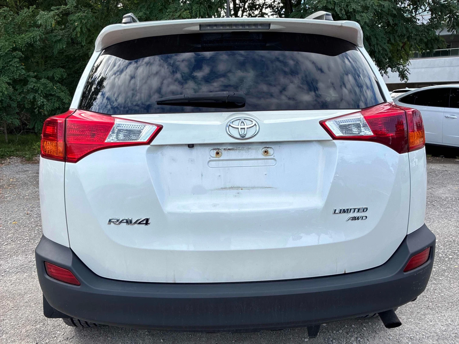 Toyota Rav4 * Limited * АВТОКРЕДИТ БЕЗ ПЪРВОНАЧАЛНА ВНОСКА* , снимка 4 - Автомобили и джипове - 56008531
