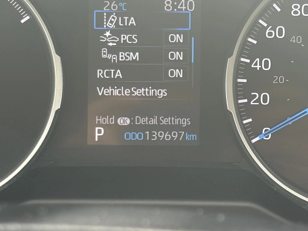 Toyota Rav4 Hybrid LE AWD, снимка 16 - Автомобили и джипове - 56330789