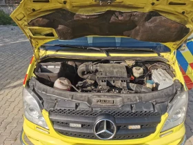 Mercedes-Benz Sprinter 319 V6 автоматик, снимка 17